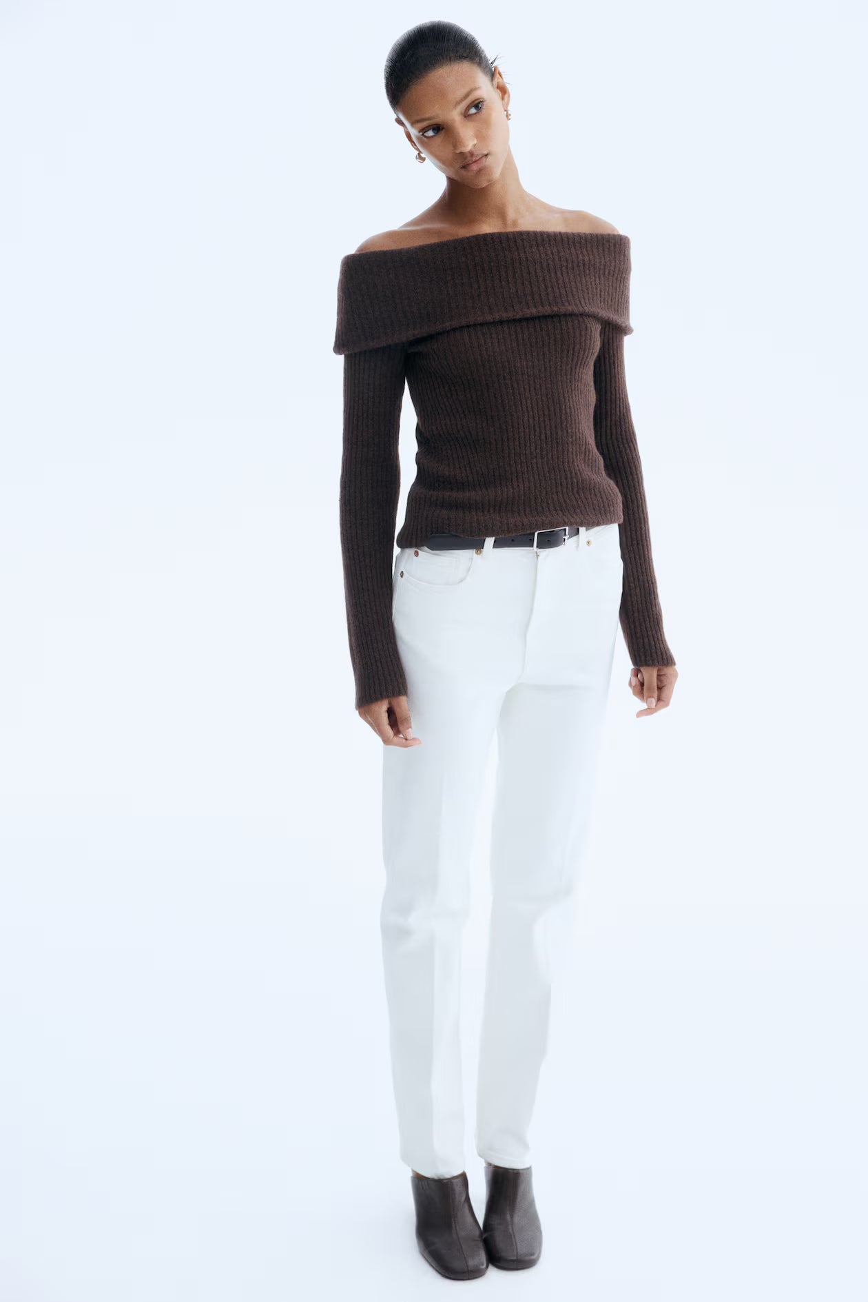 Ribbed off-the-shoulder top