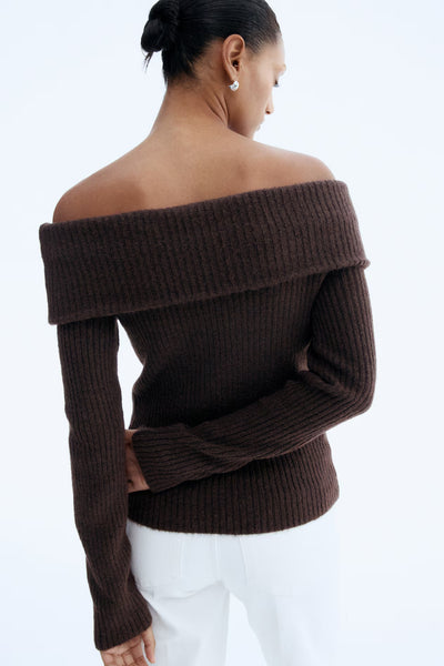 Ribbed off-the-shoulder top