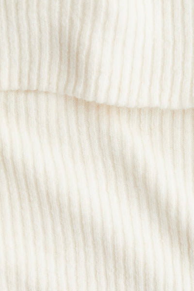 Ribbed off-the-shoulder top